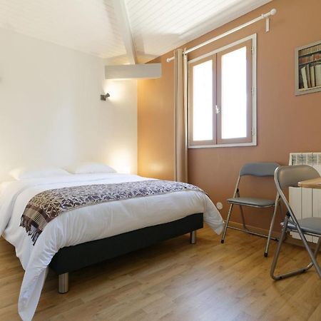 Savignac-Mona Chambre D'Hotes De Charme A La Maison Bleue מראה חיצוני תמונה